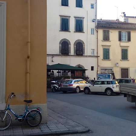 Liberi Mercanti - Guest House Affittacamere لوكا المظهر الخارجي الصورة