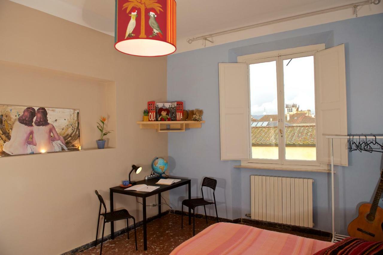 Liberi Mercanti - Guest House Affittacamere لوكا المظهر الخارجي الصورة