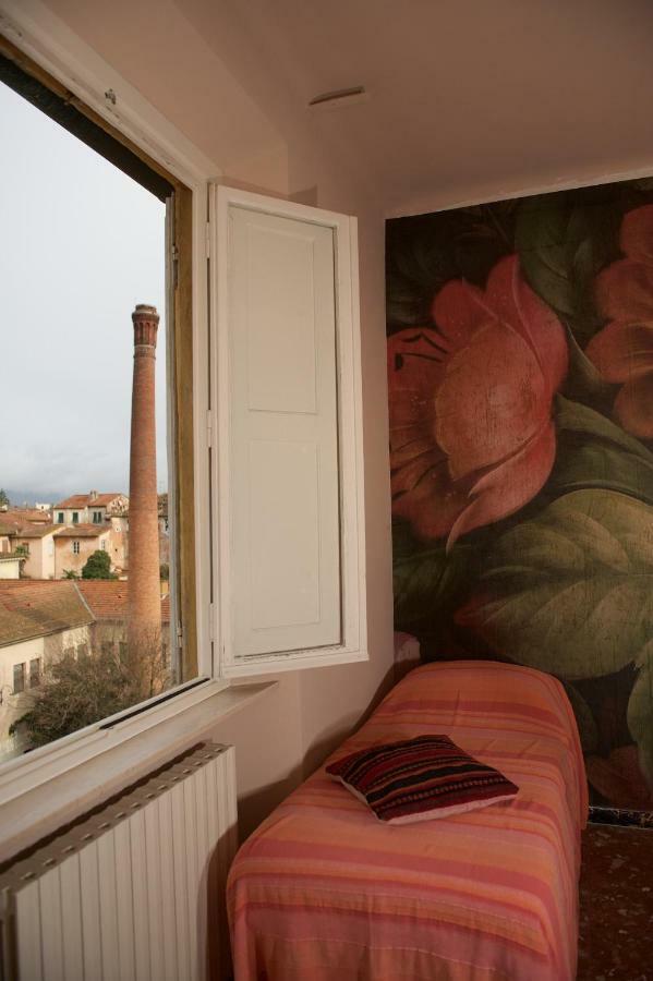 Liberi Mercanti - Guest House Affittacamere لوكا المظهر الخارجي الصورة