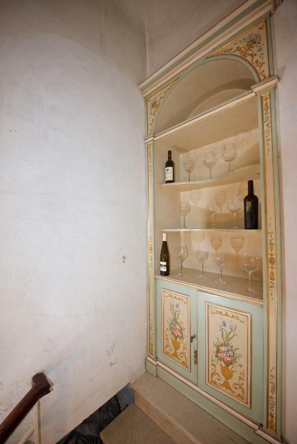 Liberi Mercanti - Guest House Affittacamere لوكا المظهر الخارجي الصورة