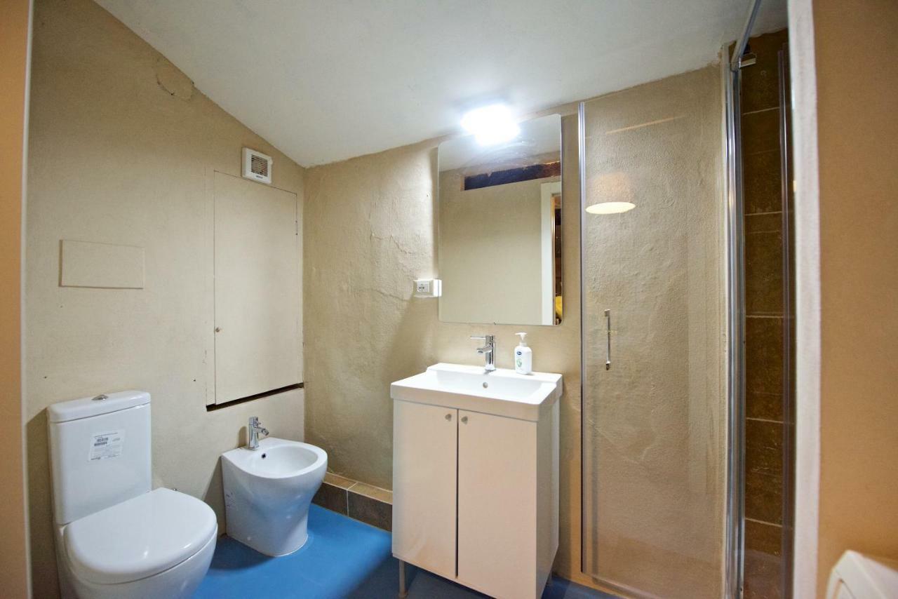 Liberi Mercanti - Guest House Affittacamere لوكا المظهر الخارجي الصورة